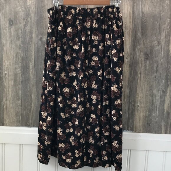 Erika black tan floral pull-on skirt with pockets size 1X - Picture 1 of 3